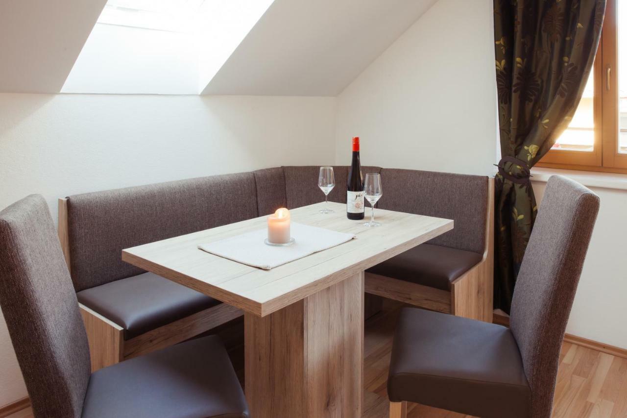 Weingut Jakob'S Ruhezeit เมาแตร์น ภายนอก รูปภาพ